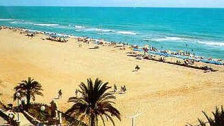 Detenen un home per exhibicionisme a tres menors a Calafell Platja