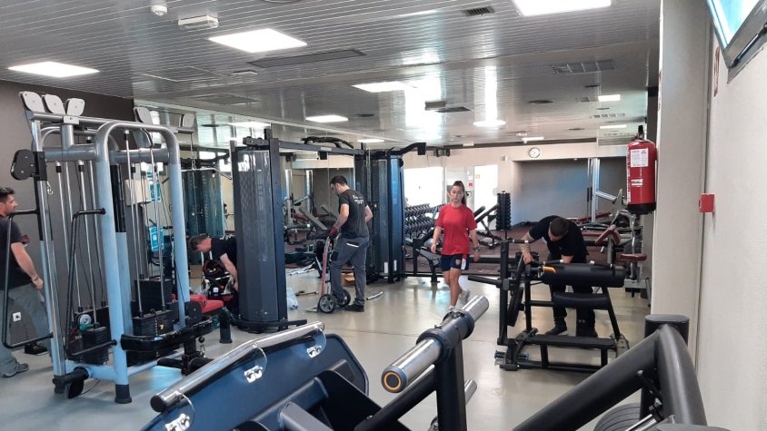 L'Ajuntament de l'Arboç renova tot l'equipament esportiu de la sala de fitness de la Piscina coberta municipal