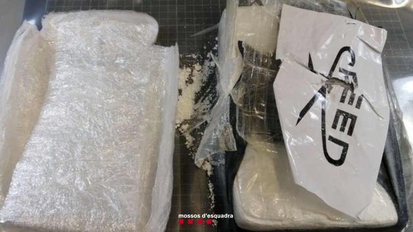 Els Mossos d’Esquadra detenen tres homes a Segur de Calafell que van segrestar-ne un altre per haver-los estafat 30.000 euros mitjançant un Rip Deal