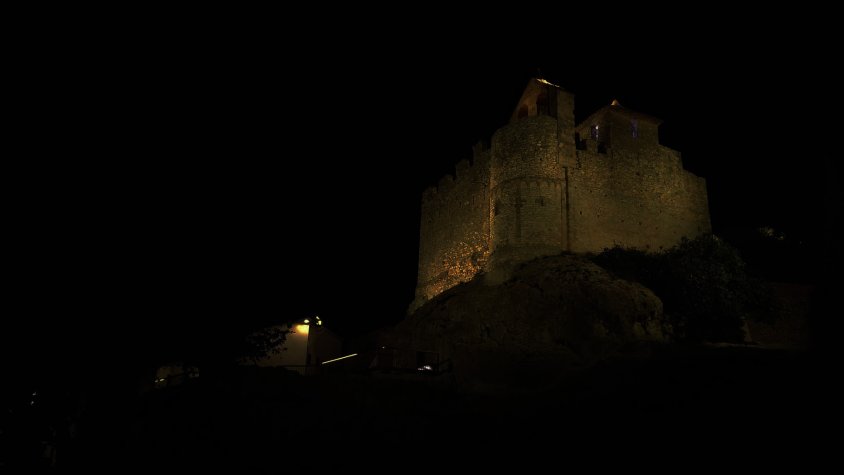 L’Ajuntament de Calafell ajusta la climatització de tots els seus edificis i apagarà la il·luminació del Castell a mitjanit