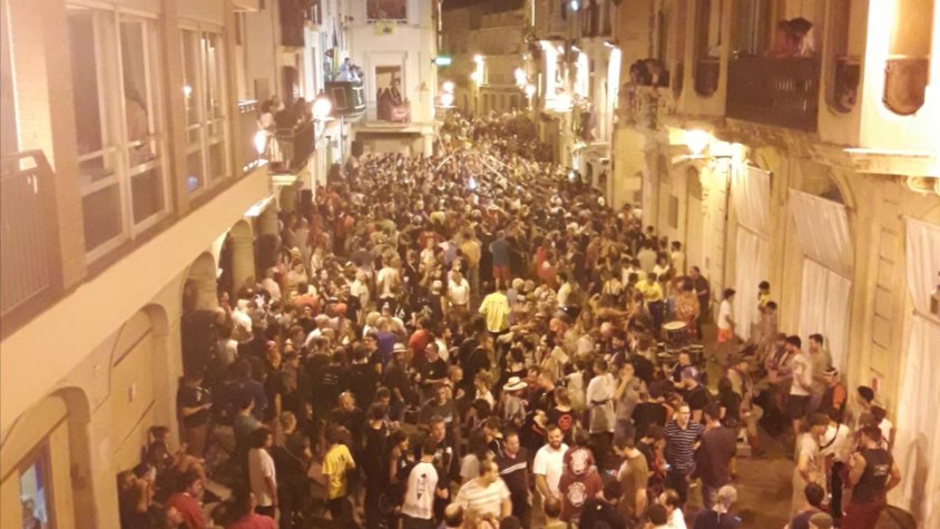 Una dotzena de persones podran viure la Festa Major des del balcó de l'Ajuntament