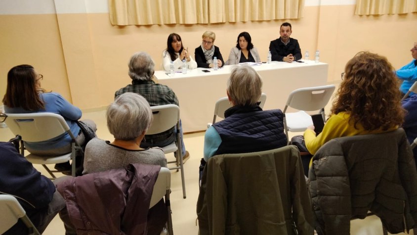 Podem El Vendrell, en contra d'arrencar les palmeres de Coma-ruga que estan en bon estat