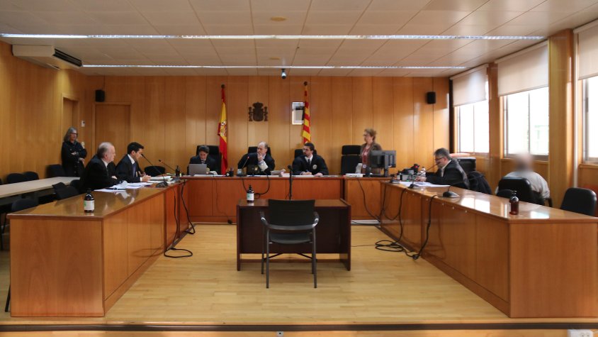 Jutgen un home que s'enfronta a 13 anys de presó per agredir sexualment una menor a Bellvei