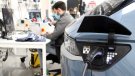 Un 12,1% dels vehicles fabricats a Espanya el 2022 són electrificats