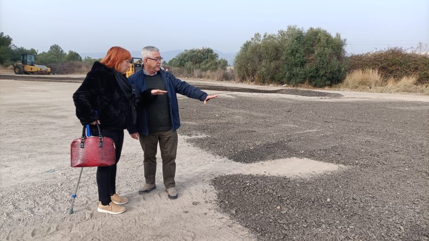 Tasques d’acondicionament i millora del pàrquing de terra de l’Hospital del Vendrell