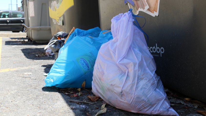 Els treballadors de la recollida d’escombraries a Calafell, en vaga per Setmana Santa