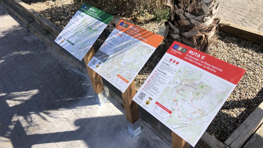 L'Ajuntament de Santa Oliva ha rehabilitat i actualitzat la senyalització de les rutes d'ecoturisme 