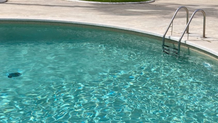 El Vendrell redueix la profunditat de les noves piscines d’ús particular