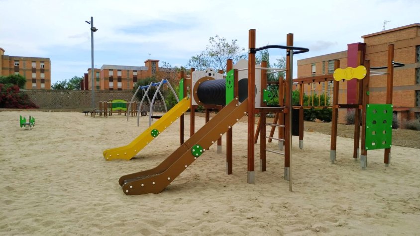 L'Arboç instal·la dos nous parcs infantils al Barri de Santa Llúcia i a la Plaça del Pou