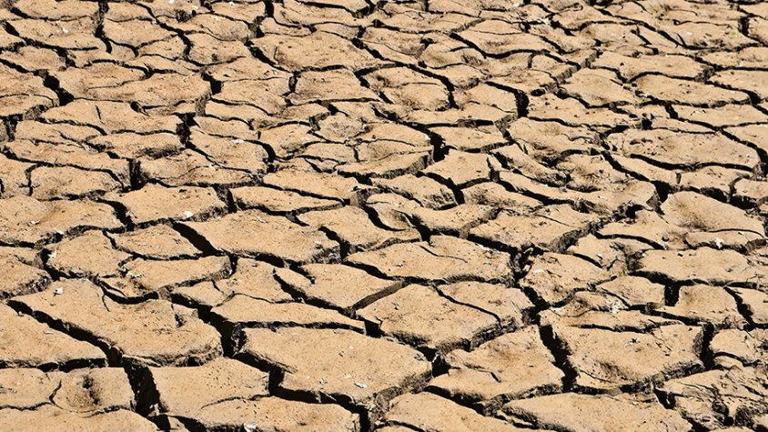 En el nivell d'avís, el segon més greu, s'apleguen els territoris amb nivells baixos d'humitat com a resultat de dèficit de pluja