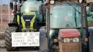 Una quinzena de tractors de la Bisbal del Penedès s'han sumat a la marxa lenta per l'AP-2 cap a Barcelona 