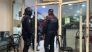 Operatiu policial en dos locals del Vendrell amb 4 detinguts i 23 identificats