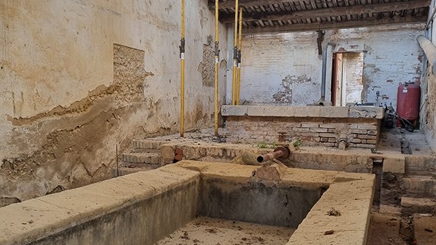 Està previst recuperar la presència de l'aigua als safareigs, i habilitar tot el recinte per a la visita
