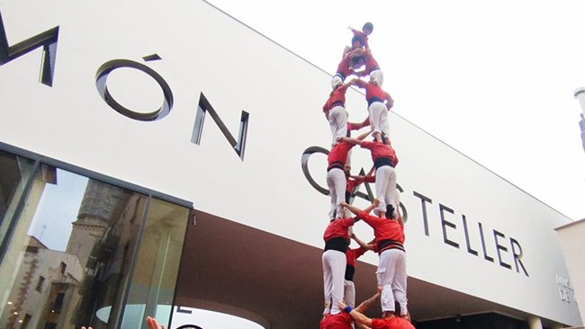 3d8 dels Nens del Vendrell durant la Diada al Museu Casteller a Valls