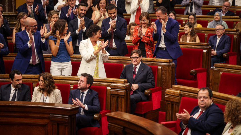 El Parlament investeix Salvador Illa com a president de la Generalitat amb els vots de PSC, ERC i Comuns
