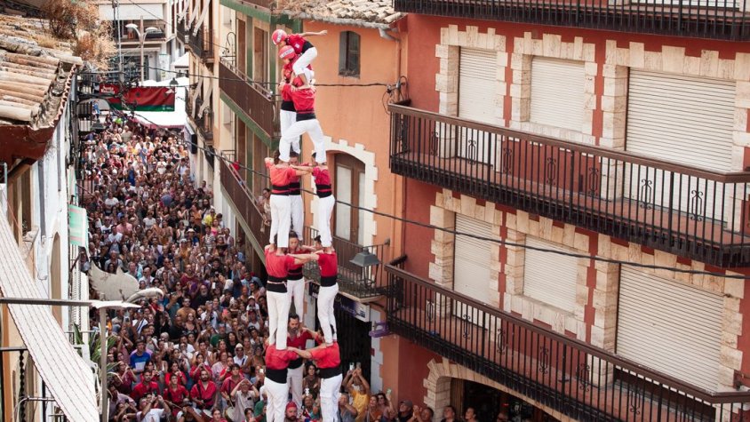 Els Nens del Vendrell descarreguen una nova clàssica de vuit a Torredembarra i comencen l’últim tram de temporada amb la plaça de diumenge al Concurs de Castells de Tarragona confirmada