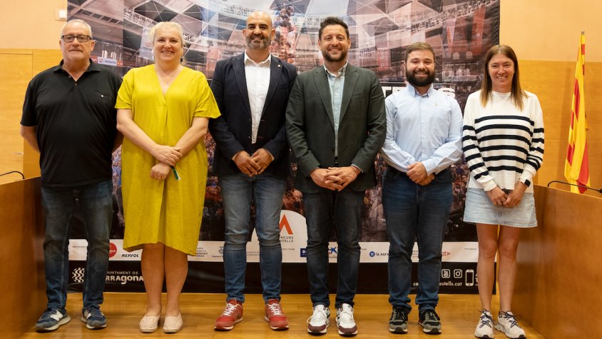 La Sala de Plens de l’Ajuntament de Torredembarra ha estat l’escenari de la presentació de la primera jornada de XXIX Concurs de Castells.