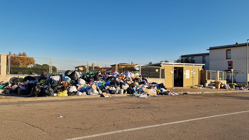 Carrers afectats per la vaga de la recollida i transport de residus