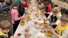 La 39a Xatonada del Vendrell aposta per transmetre el llegat culinari entre els més joves