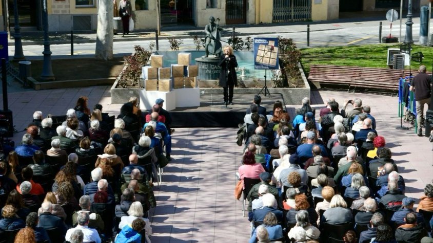 El Vendrell recorda i homenatja els vendrellencs deportats als camps de concentració nazis amb la col·locació de les llambordes Stolpersteine