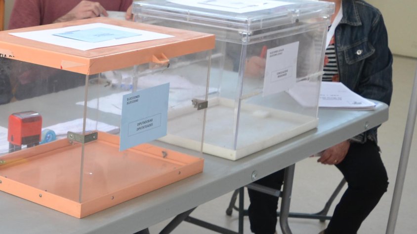 PSC i ERC empaten amb 4 regidors a Santa Oliva