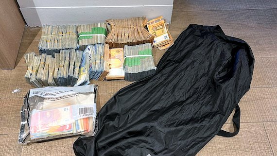 Detinguts dos lladres per tres atracaments a entitats bancàries del Baix Penedès i el Maresme