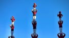 Els Nens del Vendrell obren la Diada de Sant Pere a Calafell amb tres castells de set i més de 150 camises desplaçades