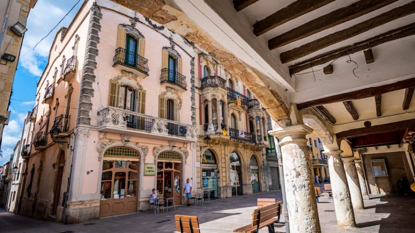 L’Arboç estrena la nova ruta “Modernisme a peu”, una visita guiada i gratuïta, per descobrir els racons modernistes de la vila