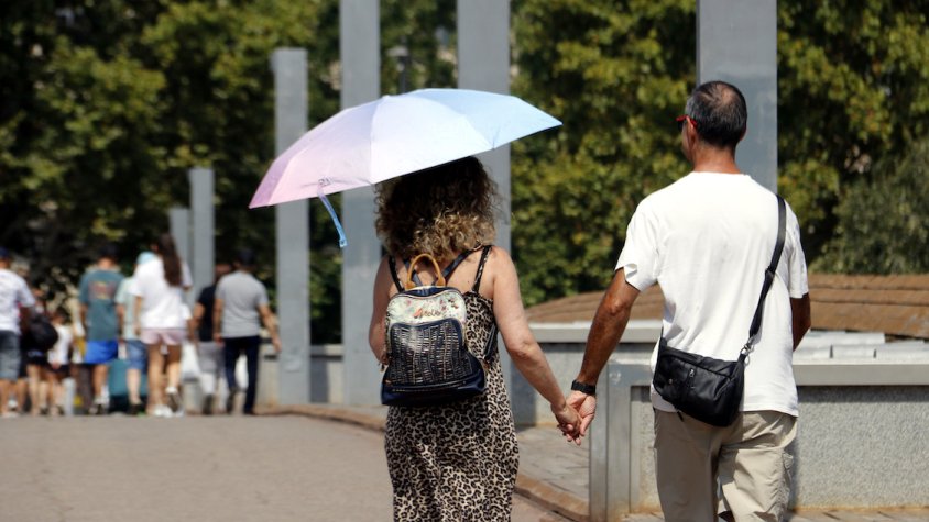 L’alerta per calor molt intensa es pot allargar fins dimarts al vespre i es preveu que el pic arribi aquesta tarda