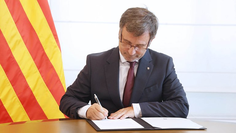 El Govern envia una carta a tots els ajuntaments de Catalunya per convidar-los a adherir-se al Pacte Nacional per la Llengua