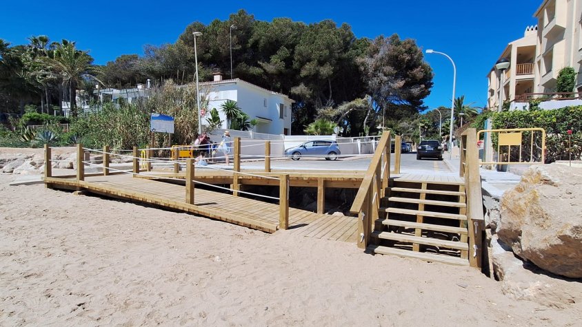 El Vendrell tanca una bona temporada de platges reforçant els serveis per fer-les més accessibles i inclusives