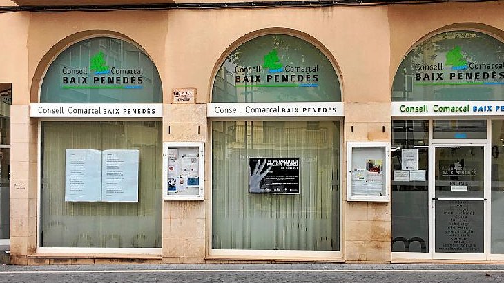 El Consell Comarcal del Baix Penedès commemora el 25N 