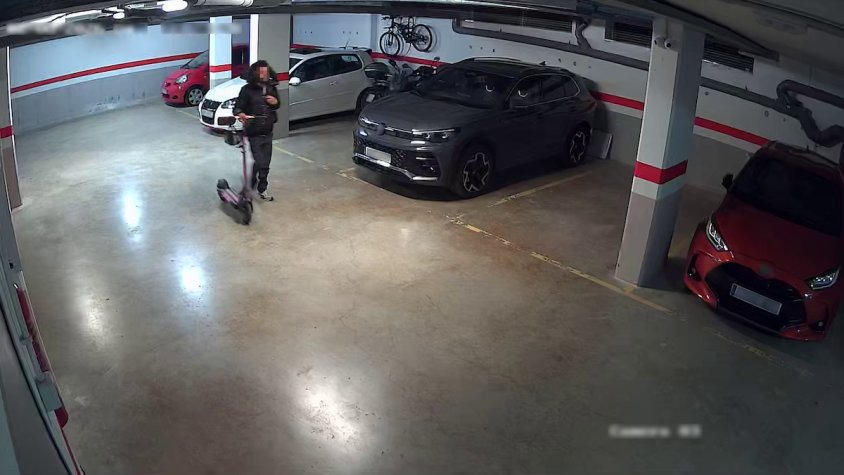 Els Mossos d’Esquadra detenen un home a Calafell per quatre furts i dues estafes