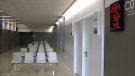 Les llistes d'espera per a una operació continuen per sobre dels 4 mesos i mig, però sense superar els terminis màxims