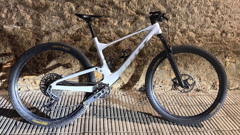 Els Mossos d’Esquadra detenen un home al Baix Penedès i recuperen una bicicleta sostreta valorada en 4.000 mil euros