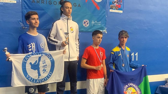 La Secció de Taekwondo de La Lira Vendrellenca suma quatre bronzes a l'Open d'Arrigorriaga