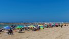 Cunit multa per banyar-se amb bandera vermella a les platges